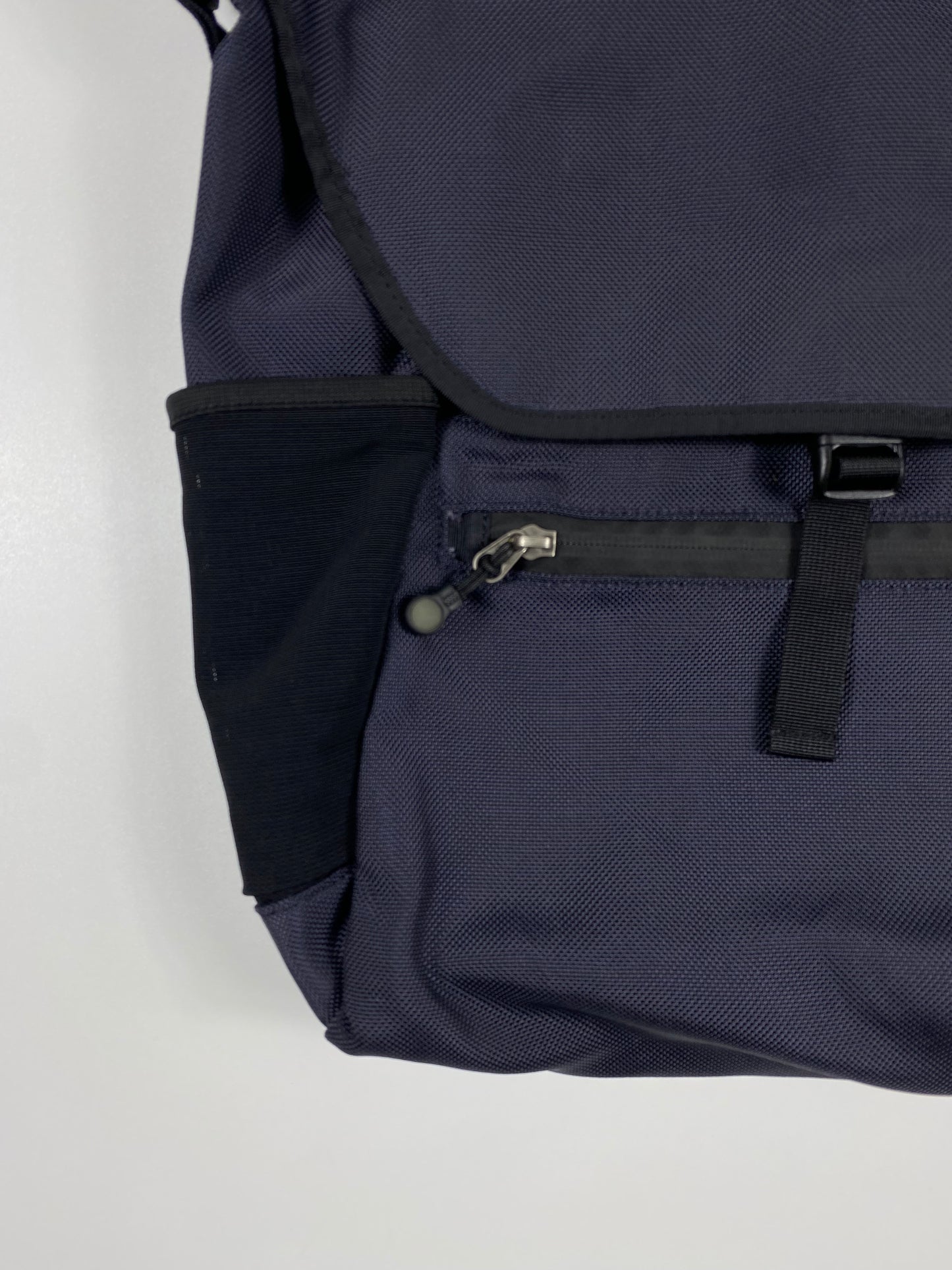 Patagonia Vertical Mass Tote Messenger Bag